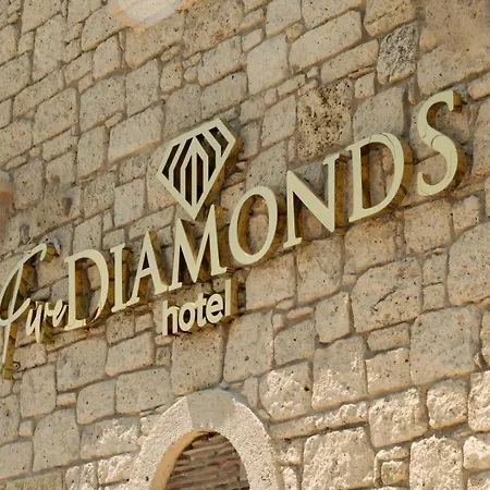 Hotel Five Diamonds